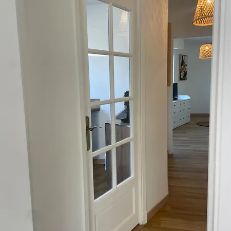 Face A La Et A 2 Pas Des Plages Juan Les Pins 'tout A Pied' Антиб