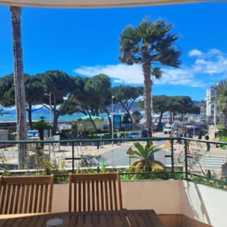 Face A La Et A 2 Pas Des Plages Juan Les Pins 'tout A Pied' Антиб