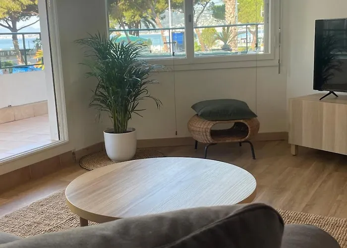 Διαμέρισμα Face A La Et A 2 Pas Des Plages Juan Les Pins 'tout A Pied'